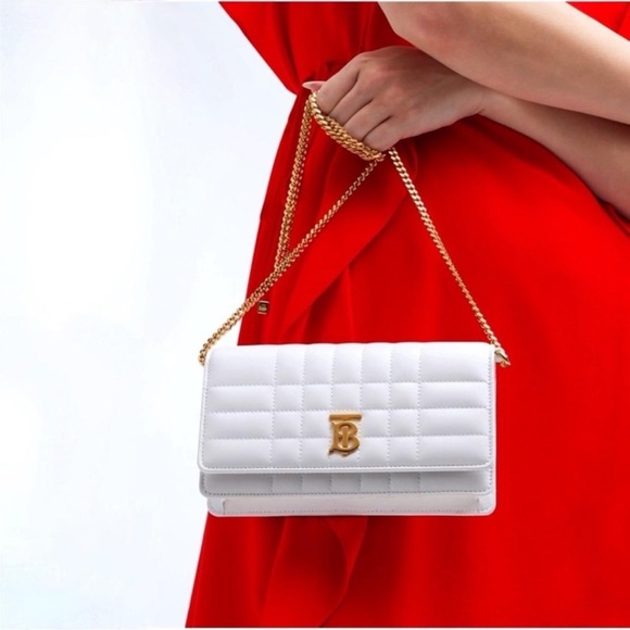 Burberry White Quilted Lola crossbody Bag/Clutch - Picture 6 of 9